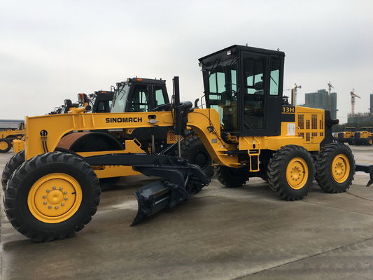2200 Rmp ভারী যন্ত্রপাতি মোটর গ্রেডার হাইড্রোলিক M135 রাস্তা নির্মাণ যন্ত্রপাতি