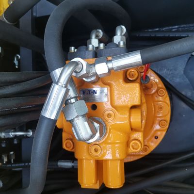4WD মিনি ডিগার মেশিন 0.6m3 বালতি ছোট এক্সকাভেটর মেশিন