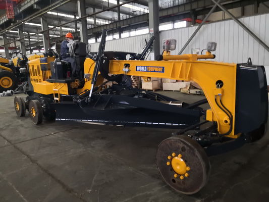 3658mm ব্লেড দৈর্ঘ্য 135HP ফার্মল্যান্ড লেভেলিং সহ কামিন্স 6BT5.9 মোটর গ্রেডার