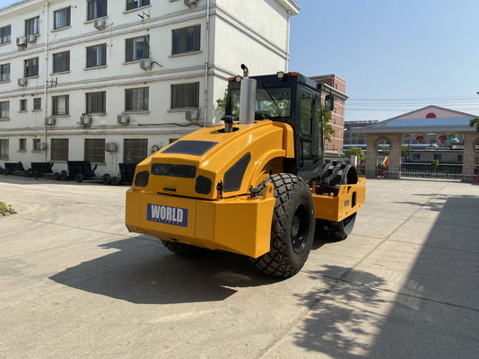কামিন্স 4BTA3.9-C125 ইঞ্জিনের সাথে 1500 মিমি ট্যান্ডেম রোলার 1.7/0.8 কম্পন ফ্রিকোয়েন্সি