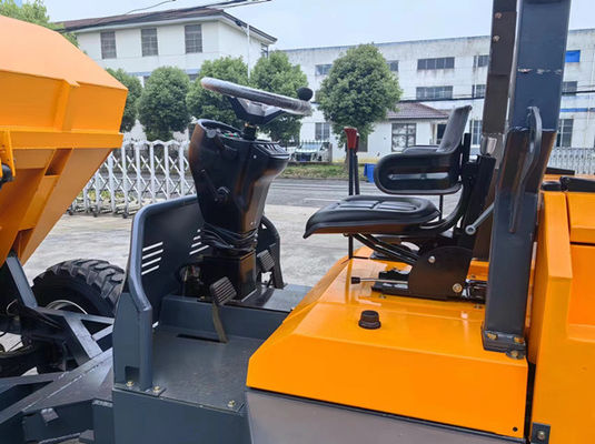 মিনি কৃষি ট্র্যাক্টর 14hp ইঞ্জিন পাওয়ার ট্র্যাক্টর জলবাহী সিস্টেমের সাথে পাম অয়েল প্ল্যান্টেশনের জন্য ডিজাইন করা হয়েছে