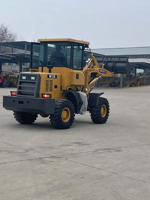 ক্ষমতাবান ছোট বালতি লোডার 33kW/2400rpm নামমাত্র শক্তি এবং 267mm মিনিট গ্রাউন্ড ক্লিয়ারেন্স সঙ্গে