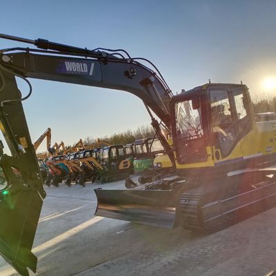 রাবার ট্র্যাক সহ দীর্ঘ বাহু খননকারী